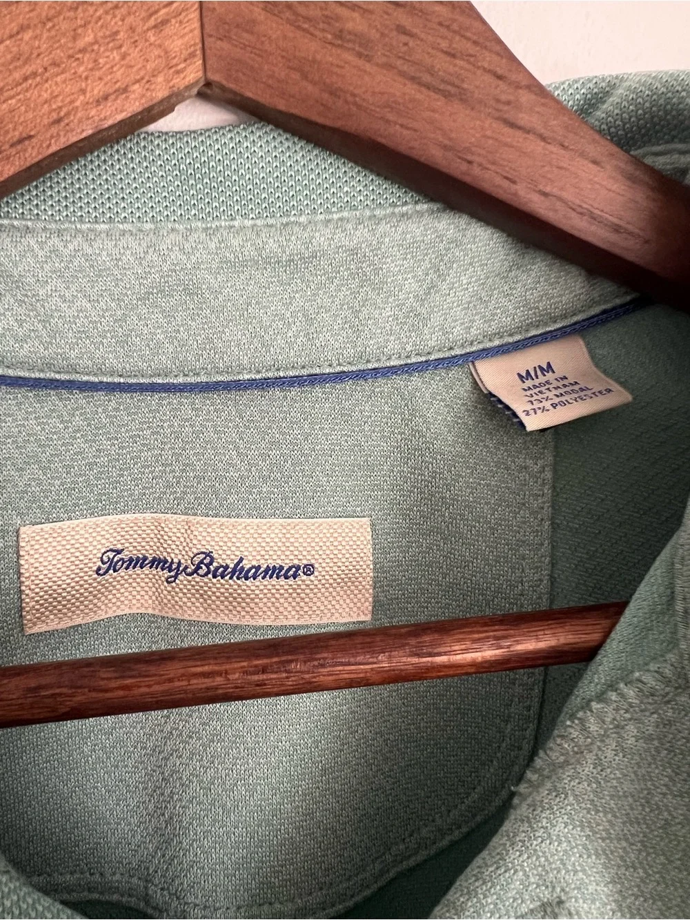 Tommy Bahama Mint Green Long Sleeve Polo Shirt Medium Coastal Casual Modal Blend - Picture 4 of 6